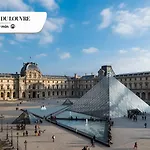 דירה 270 Haute - Superb In Paris. *